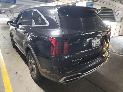2023 Kia Sorento Hybrid EX