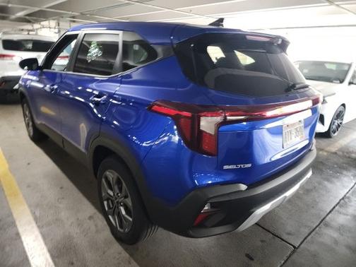 Neptune Blue 2024 Kia Seltos LX