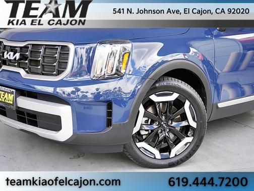 Midnight 2024 Kia Telluride S FWD
