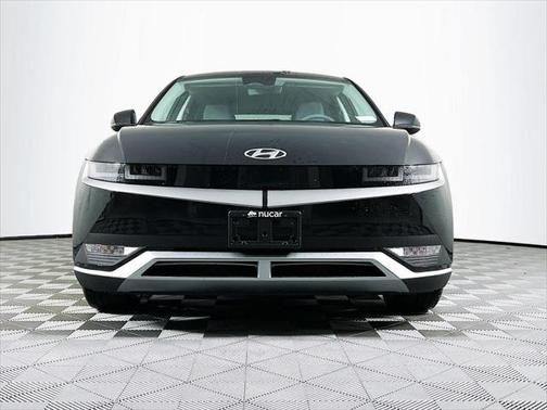 2023 Hyundai IONIQ 5 SE