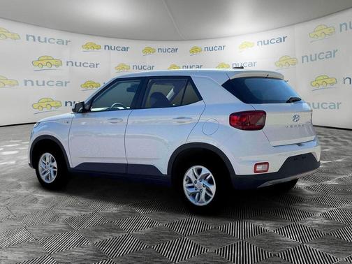 Lunar White 2026 Hyundai VENUE SE