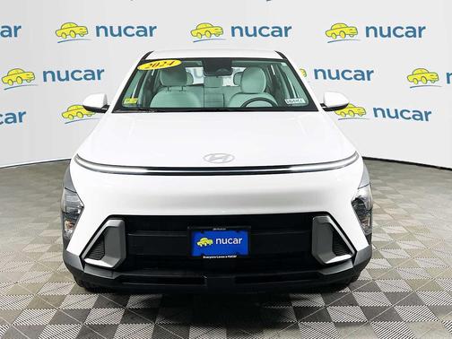 2024 Hyundai KONA SE