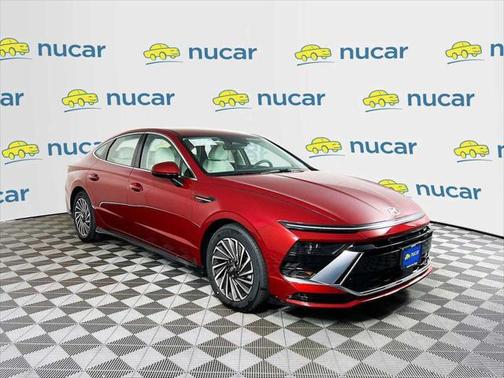 2025 Hyundai SONATA Hybrid SE