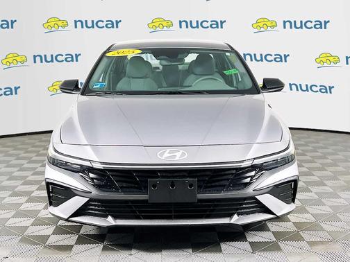 2025 Hyundai ELANTRA Sport