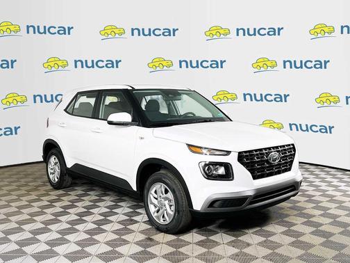 2026 Hyundai VENUE SE