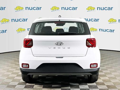 2026 Hyundai VENUE SE