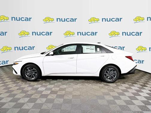 2026 Hyundai ELANTRA HEV Blue