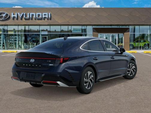Carbon Blue 2026 Hyundai SONATA Hybrid Base