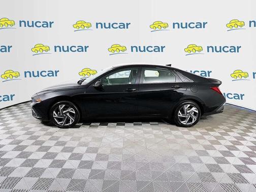Abyss Black 2025 Hyundai ELANTRA Sport