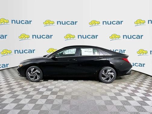Abyss Black 2026 Hyundai ELANTRA Limited