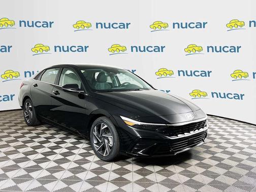 Abyss Black 2026 Hyundai ELANTRA Limited