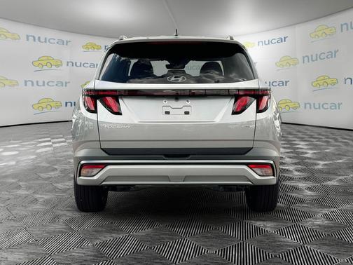 Shimmering Silver 2026 Hyundai TUCSON SEL
