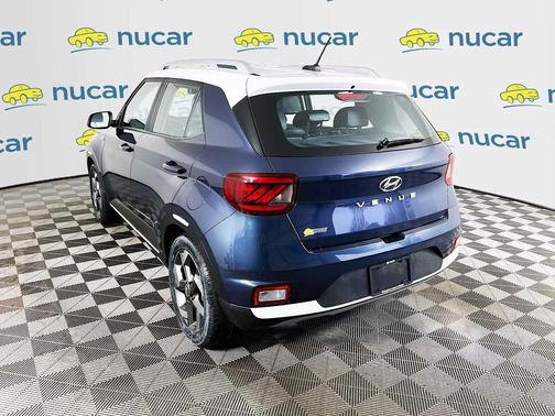 2023 Hyundai VENUE Limited