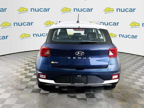 2023 Hyundai VENUE Limited