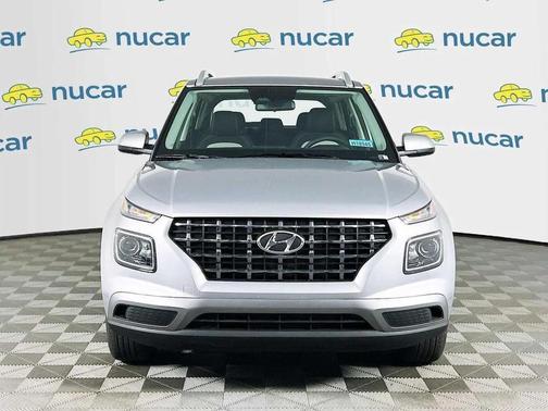 Shimmering Silver 2026 Hyundai VENUE SEL