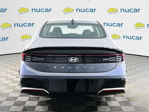 2026 Hyundai SONATA SEL