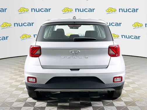 2026 Hyundai VENUE SE