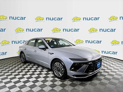 2024 Hyundai SONATA Hybrid SE