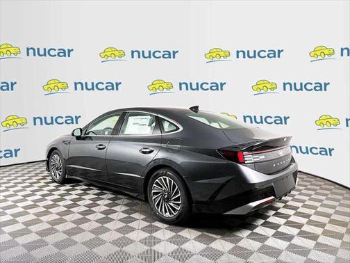 2025 Hyundai SONATA Hybrid SE
