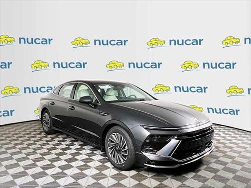 2025 Hyundai SONATA Hybrid SE