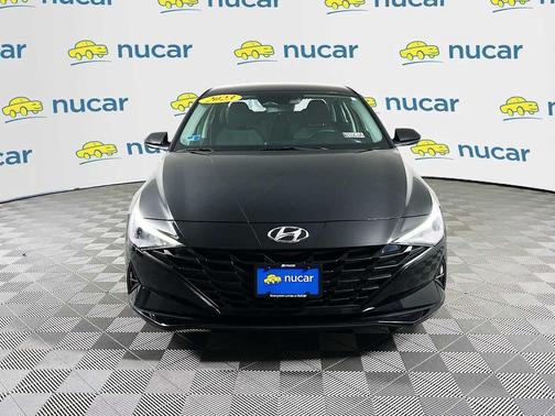 2023 Hyundai ELANTRA SE