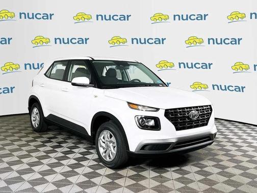 Lunar White 2026 Hyundai VENUE SE