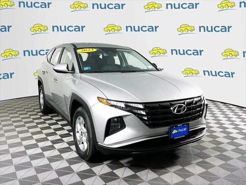 2023 Hyundai TUCSON SE