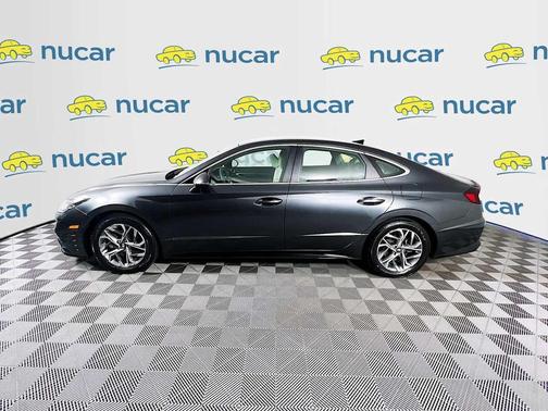 2022 Hyundai SONATA SEL