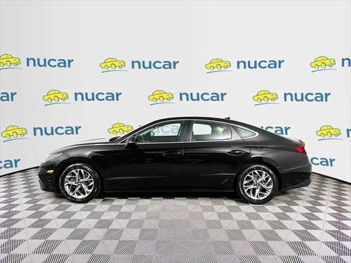 2022 Hyundai SONATA SEL