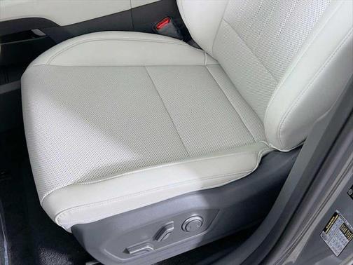 2025 Hyundai SANTA FE SEL 2.4