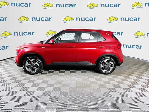 2022 Hyundai VENUE SEL