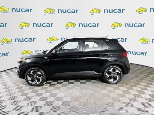 Onyx Black 2023 Hyundai VENUE SEL