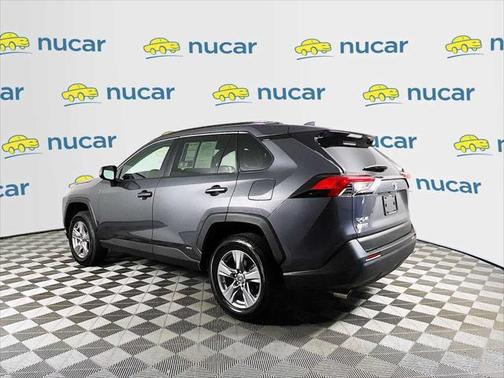 2022 Toyota RAV4 Hybrid LE