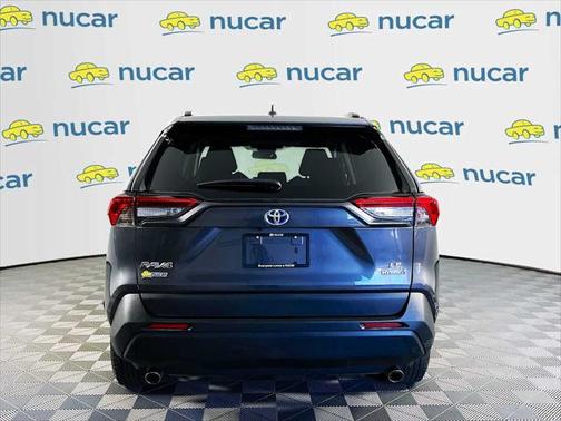 2022 Toyota RAV4 Hybrid LE