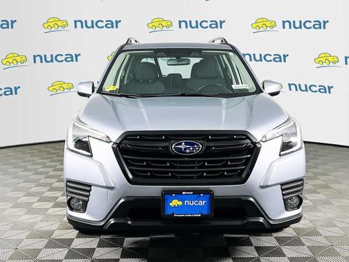Ice Silver Metallic 2023 Subaru Forester Premium