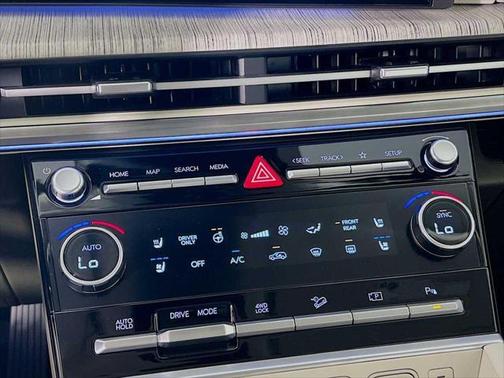 2025 Hyundai SANTA FE HEV Calligraphy