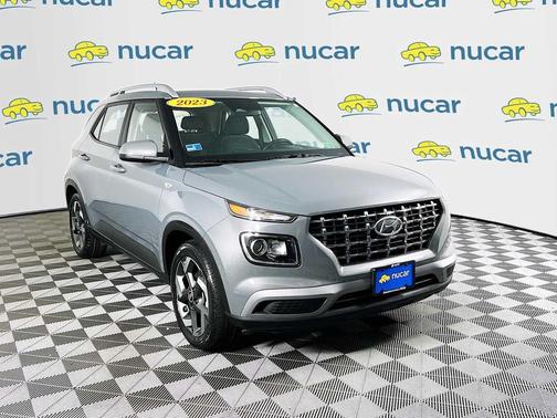 2023 Hyundai VENUE SEL