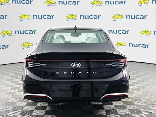 2026 Hyundai SONATA SEL