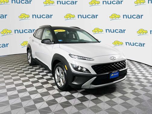 2022 Hyundai KONA SEL