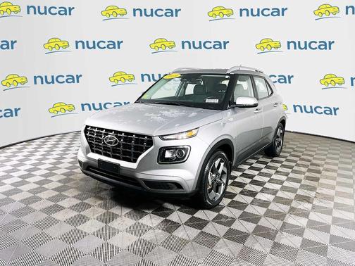 2023 Hyundai VENUE SEL