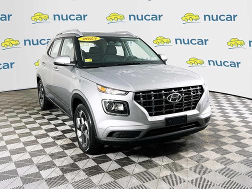 2023 Hyundai VENUE SEL