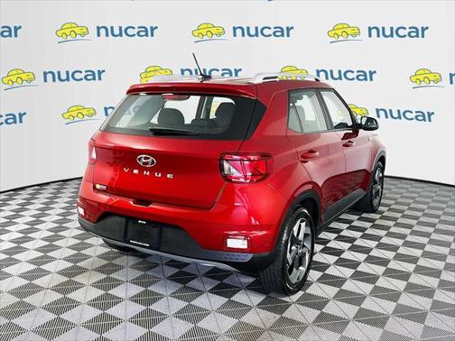 2024 Hyundai VENUE SEL
