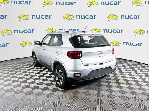 2023 Hyundai VENUE SEL