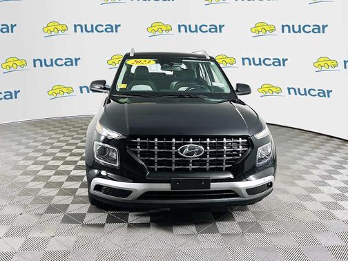 Onyx Black 2023 Hyundai VENUE SEL