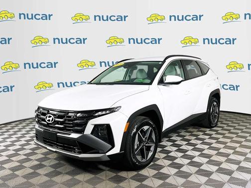 Creamy White Pearl 2025 Hyundai TUCSON Plug-In Hybrid SEL