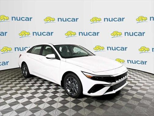 2025 Hyundai ELANTRA HEV Blue