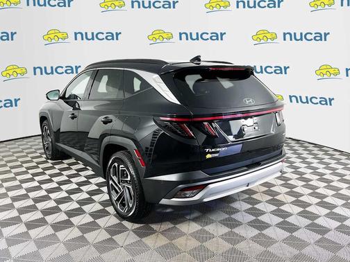 Phantom Black 2025 Hyundai TUCSON Limited