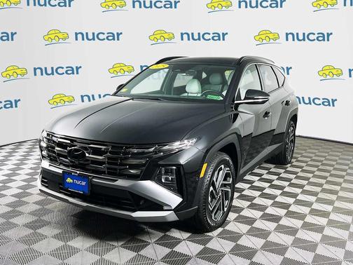 Phantom Black 2025 Hyundai TUCSON Limited