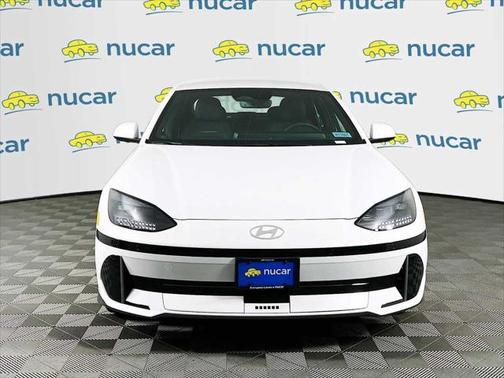 2025 Hyundai IONIQ 6 SE