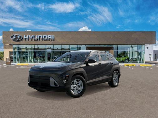 Abyss Black Pearl 2026 Hyundai KONA SE